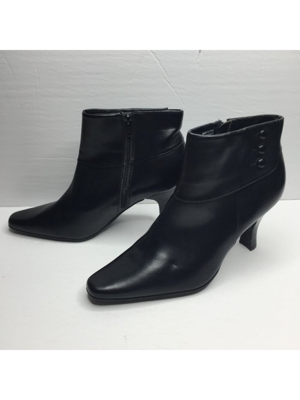 White Mountain Women Black 3.5" Heel Ankle Boots Dressy Formal Size 10M Cranston